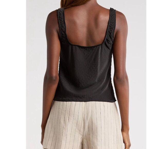 ASTR the Label Women's Janesa Textured Satin Top, Black, Size Medium, NWT - Picture 3 of 6